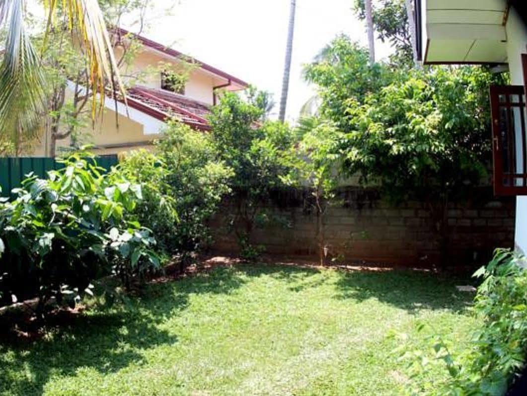 The Hermitage Negombo Kurana Katunayaka Exterior photo